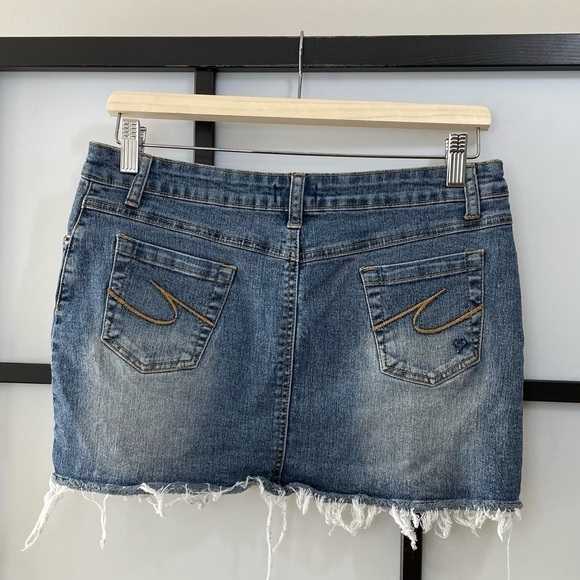 [S] Vintage y2k FWR Distressed Denim Mini Skirt Women’s Coastal Festival Pockets - Picture 3 of 10